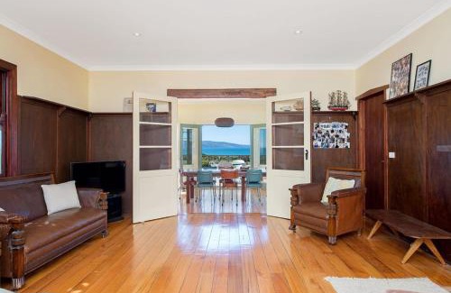 Marengo House | Callahan