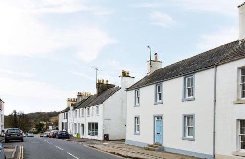 Gatehouse-of-Fleet House | Callander's High Street