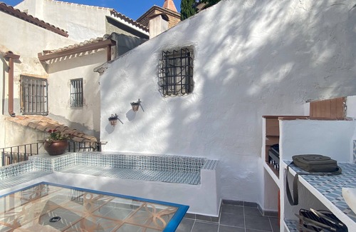 Castril House | Calle Horno - Tres habitaciones para seis personas.