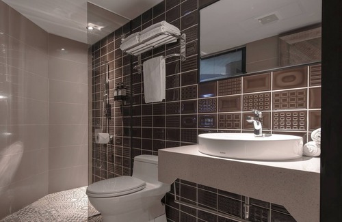 West District Hotel | Calligraphy Greenway Hotel