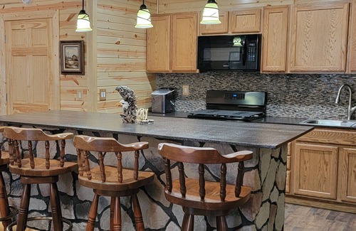 Mason County Cabin | Calling all Hunters, Equestrians and ATV Enthusiasts!! 88 acres of private land