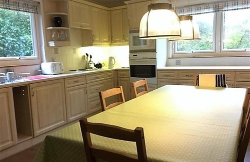 Rockcliffe Cottage | Calluna Cottage - a cottage that sleeps 7 guests in 3 bedrooms