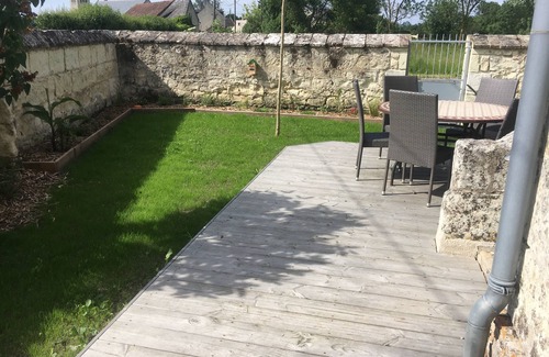 Allonnes Cottage | Calm and bright, in the heart of the countryside between vineyards and castles