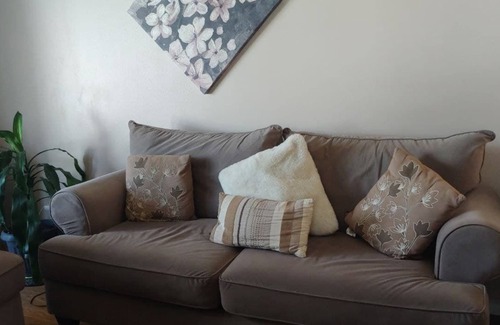 Southeast Edmonton House | Calm and clean place to stay