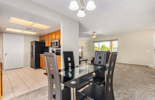 Sun City West House | Calm and Peaceful Retreat