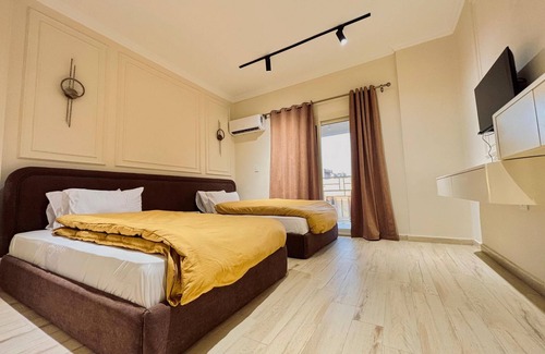 Abdin Bed & Breakfast | Calm hotel with private rooms and private bathrooms with air conditioner