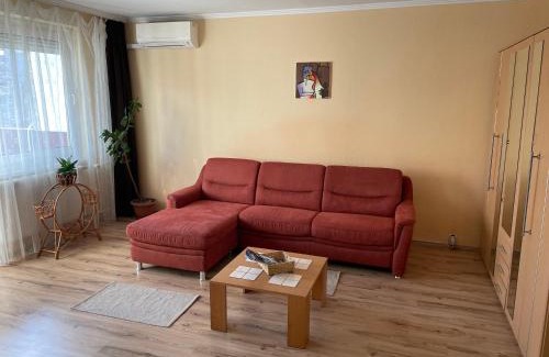 Romaifurdo Apartment | Calm island near the Danube Apartment - free parking