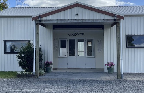 Ohaupo Cottage | Calm & Peaceful Hide away. 4.6k to Hamilton Airport 5.6ks to Waikato Expressway