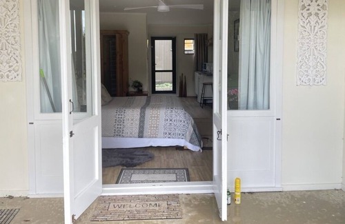 Ohaupo Cottage | Calm & Peaceful Hide away. 4.6k to Hamilton Airport 5.6ks to Waikato Expressway
