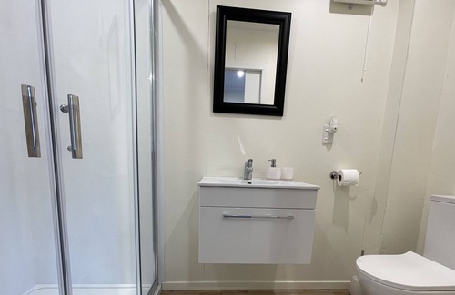 Ohaupo Cottage | Calm & Peaceful Hide away. 4.6k to Hamilton Airport 5.6ks to Waikato Expressway