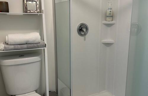 Regional District of Nanaimo House | Calm, quiet refuge in the Heart of the Old City Quartern