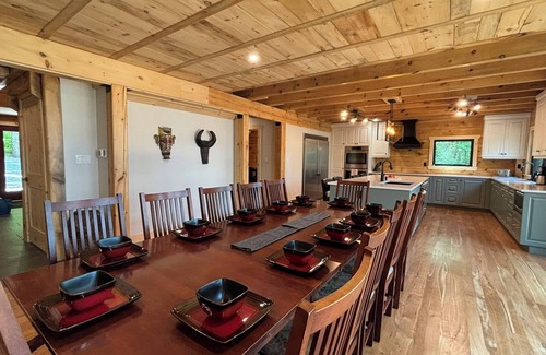 Central Frontenac House | Calm & Relaxing Lakehouse, Renovated to new cottage on Sharbot Lake