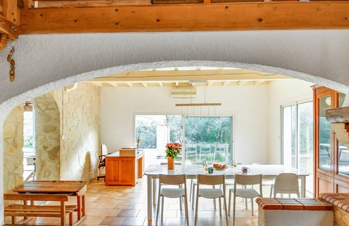 Montaud Villa | Calm villa with pool nearby Montpellier - Welkeys