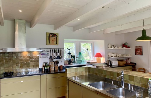 Crach House | Calm, walks and beaches just a stone's throw from the village.