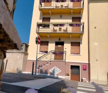 Calmasino House | CalmasinoRooms