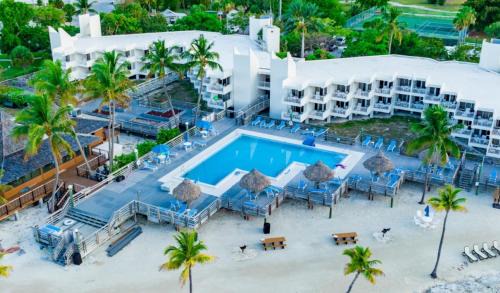 Lower Matecumbe Beach Hotel | Caloosa Cove Resort