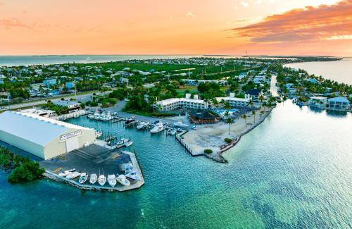 Lower Matecumbe Beach Hotel | Caloosa Cove Resort