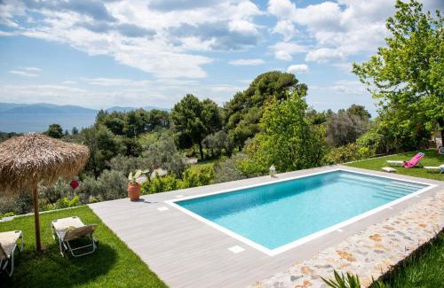 Paradise Beach Villa | Calypso Villa with Jacuzzi Pool & Sea View