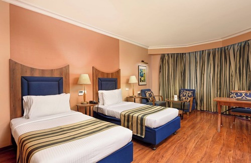 Ahmedabad City Centre Hotel | Cama Hotel