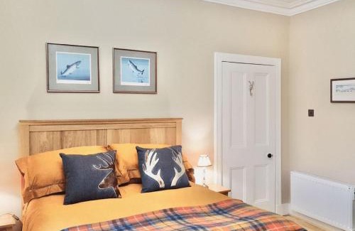 Newtonmore House | Caman House Apt 2 - by Where Stags Roar