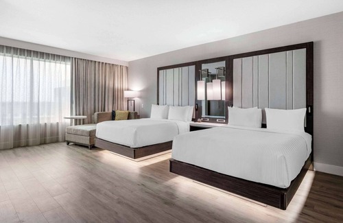 Woods Of Century Park Hotel | Cambria Hotel Austin Uptown Near The Domain