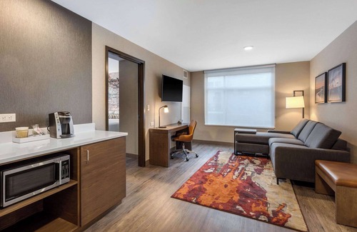 NoDo District Hotel | Cambria Hotel Omaha Downtown