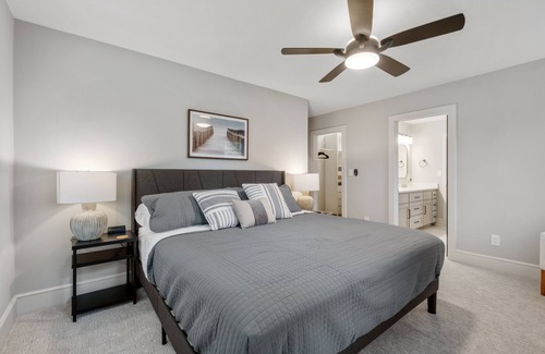 Prairie Village House | Cambridge - Pristine Home + Walk to PV Shops