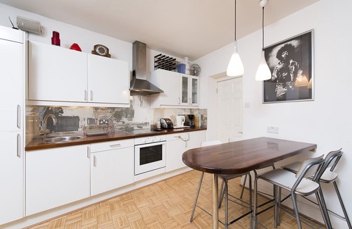 Camden Town Apartment | *CAMDEN LOCK COOL - SIMPLY STUNNING!*
