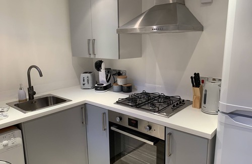 Kentish Town Apartment | [Camden Luxury Flat] with Private Patio