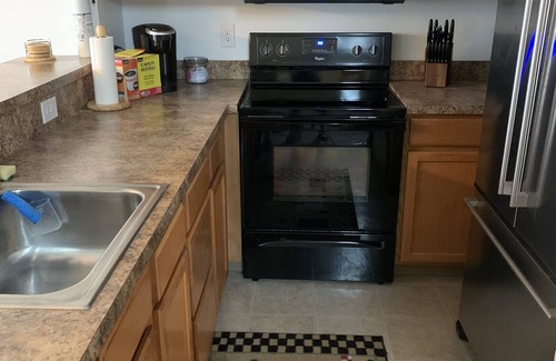 Tannersville House | Camelback Getaway! Entire Townhome w/Game Room