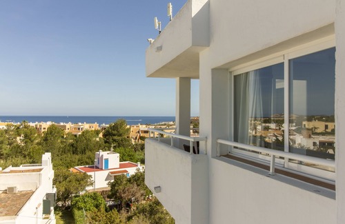San Antonio Bay Apartment | Camelina Suites