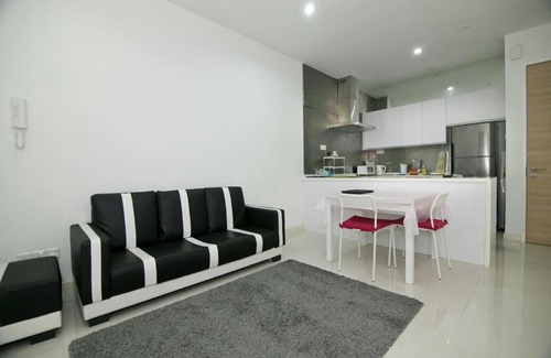Bangsar South Apartment | Camellia Suite Bangsar by GuestReady