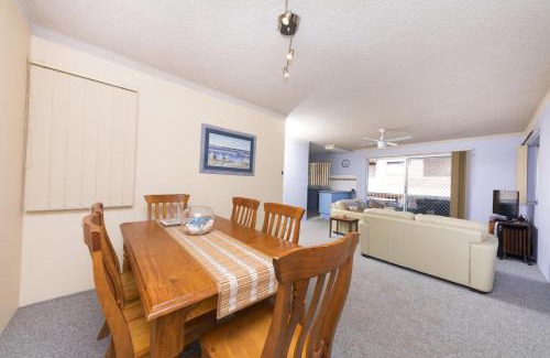 Forster Apartment | Camelot 6