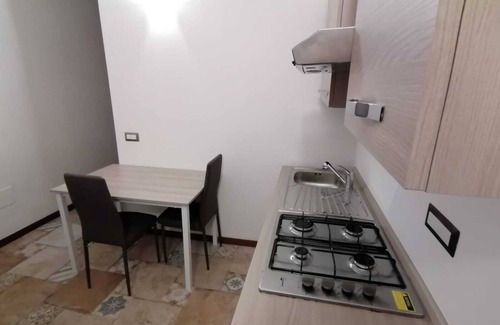 Oristano Historic Centre House | Camera con Cucina e Piscina in Centro Storico