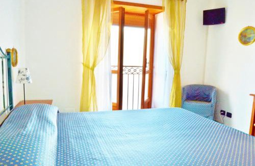 San Michele Bed & Breakfast | camera iris,le terrazze del duca