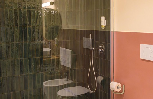 Foligno House | Camera Luxury in Centro a Foligno, a 5 Minuti da Caserma e Stazione