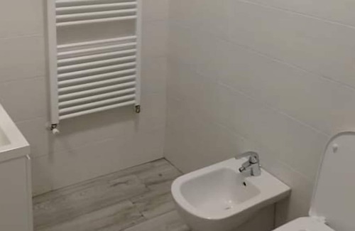 Grassobbio Bed & Breakfast | Camera Matrimoniale con Balcone