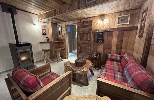 Cogne House | Camere Hostellerie HIBOU