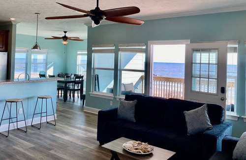 Lakeview  Jefferson County House | Cameron Oceanf pet friendly home near Holly Beach