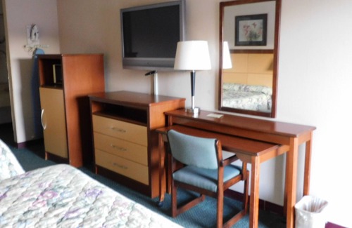 Camilla Hotel | Camilla Inn & Suites