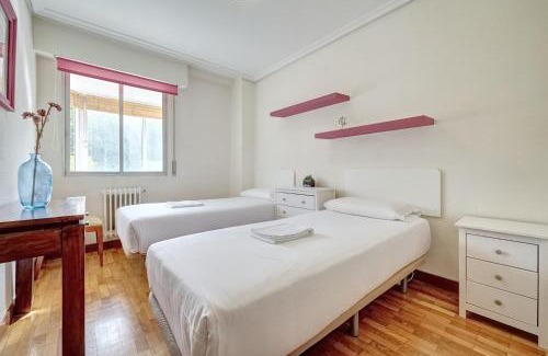 Echavacoiz Apartment | Camino Pamplona 3 by Clabao