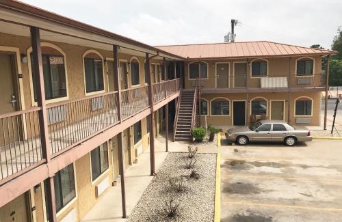 Harlandale Hotel | Camino Real Motel