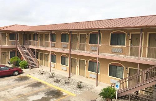 Harlandale Hotel | Camino Real Motel