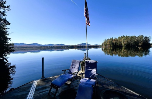 Saranac Lake House | Camp Bear Claw, private home on the shores of Oseetah Lake.
