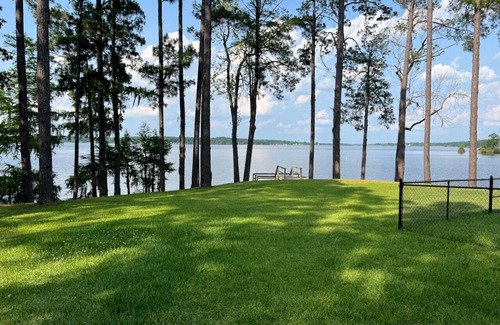 Negreet House | Camp Boogie .