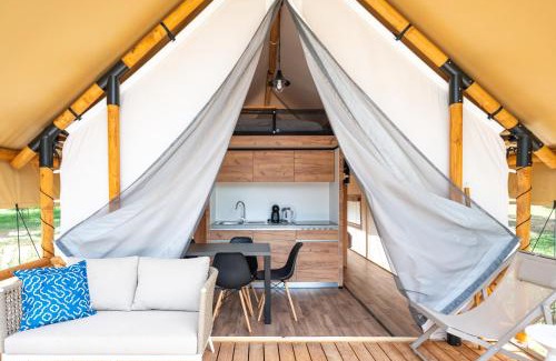 Blato Resort | Camp Dole Zivogosce - Mobile home and Glamping tent