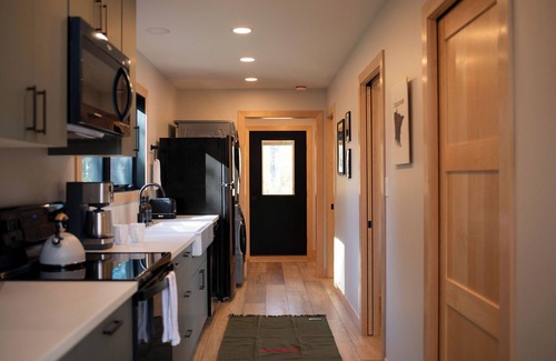 Grand Marais Cabin | Camp Du Nord.a Cozy 2-bedroom cabin in tranquil Grand Marais MN