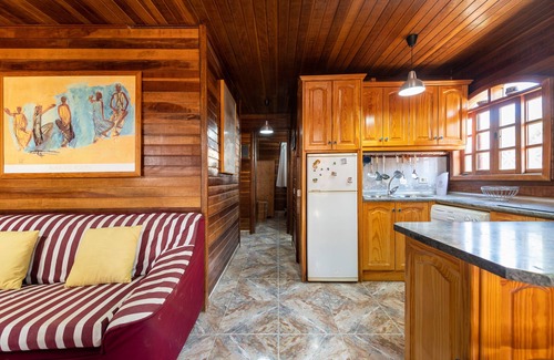 Pasito Blanco House | Camping Cabin - Private Solarium & Pool - BBQ