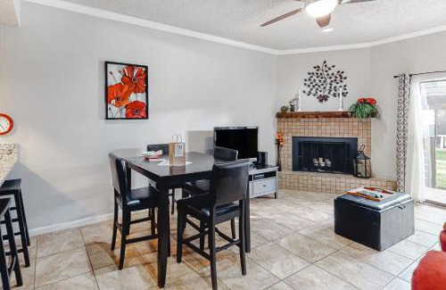New Braunfels Apartment | Camp Warnecke Estates Unit B104