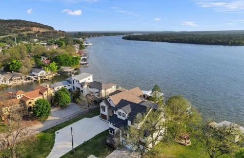 Kingsland House | Campa Royale with Concierge Services